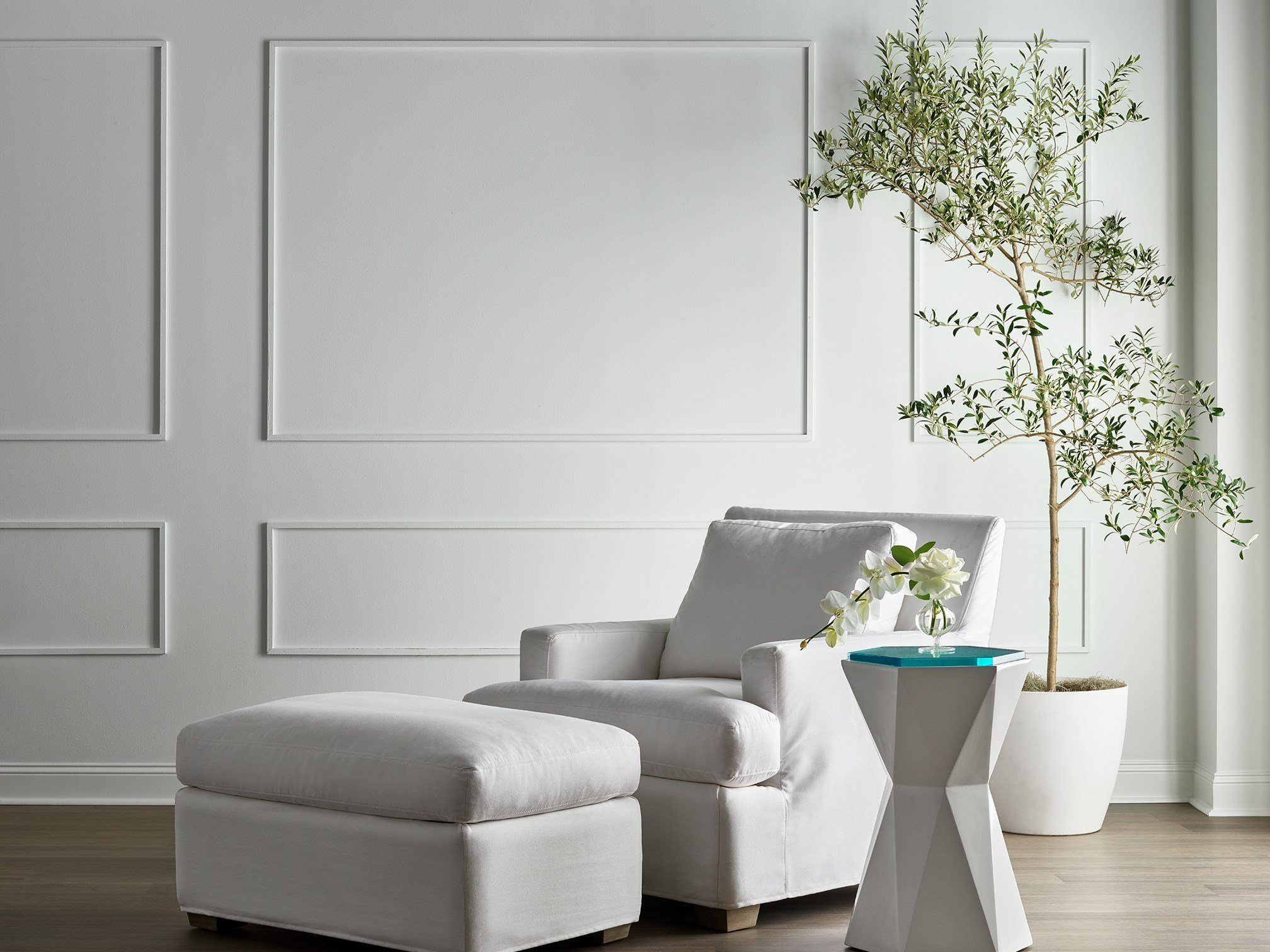 HEXAGON MARTINI TABLE