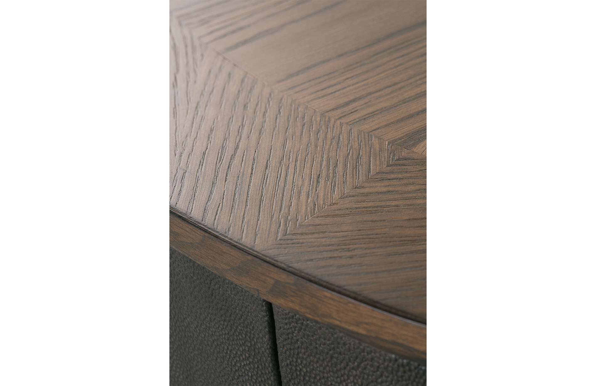 SPOTLIGHT COCKTAIL TABLE - Image 2