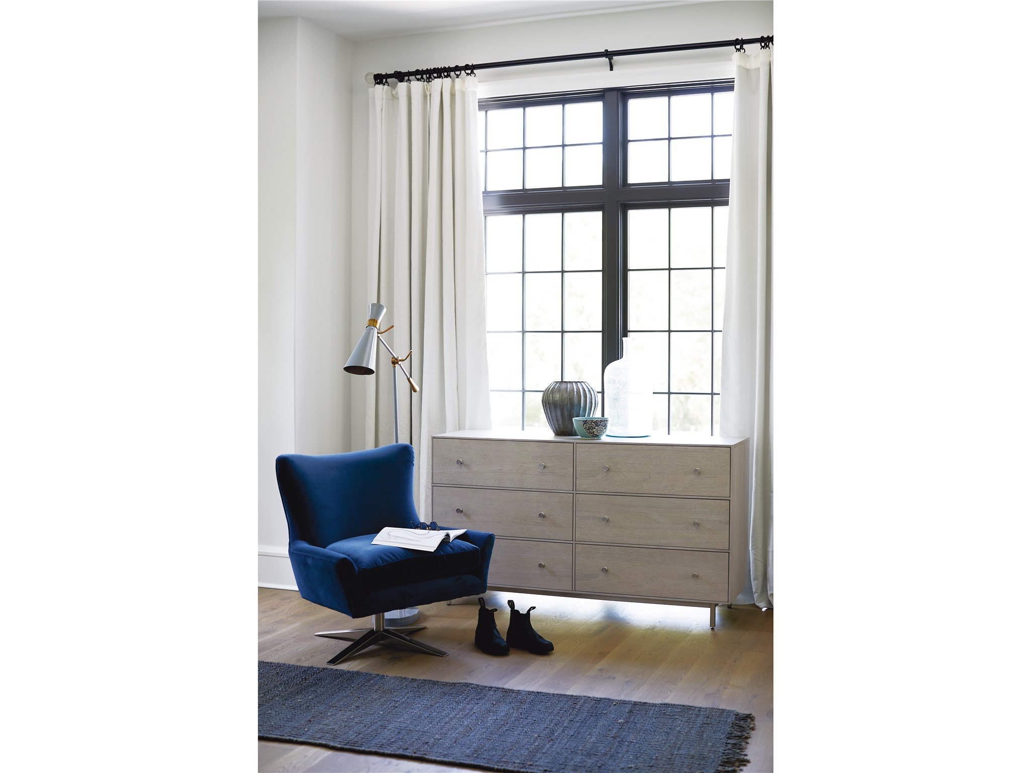 EVERETTE ACCENT CHAIR - Image 3