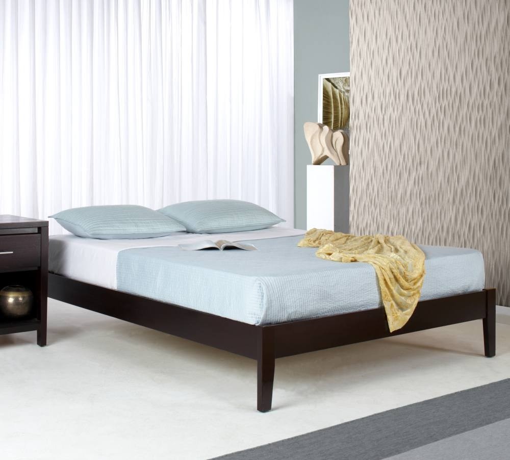 SIMPLE PLATFORM BED