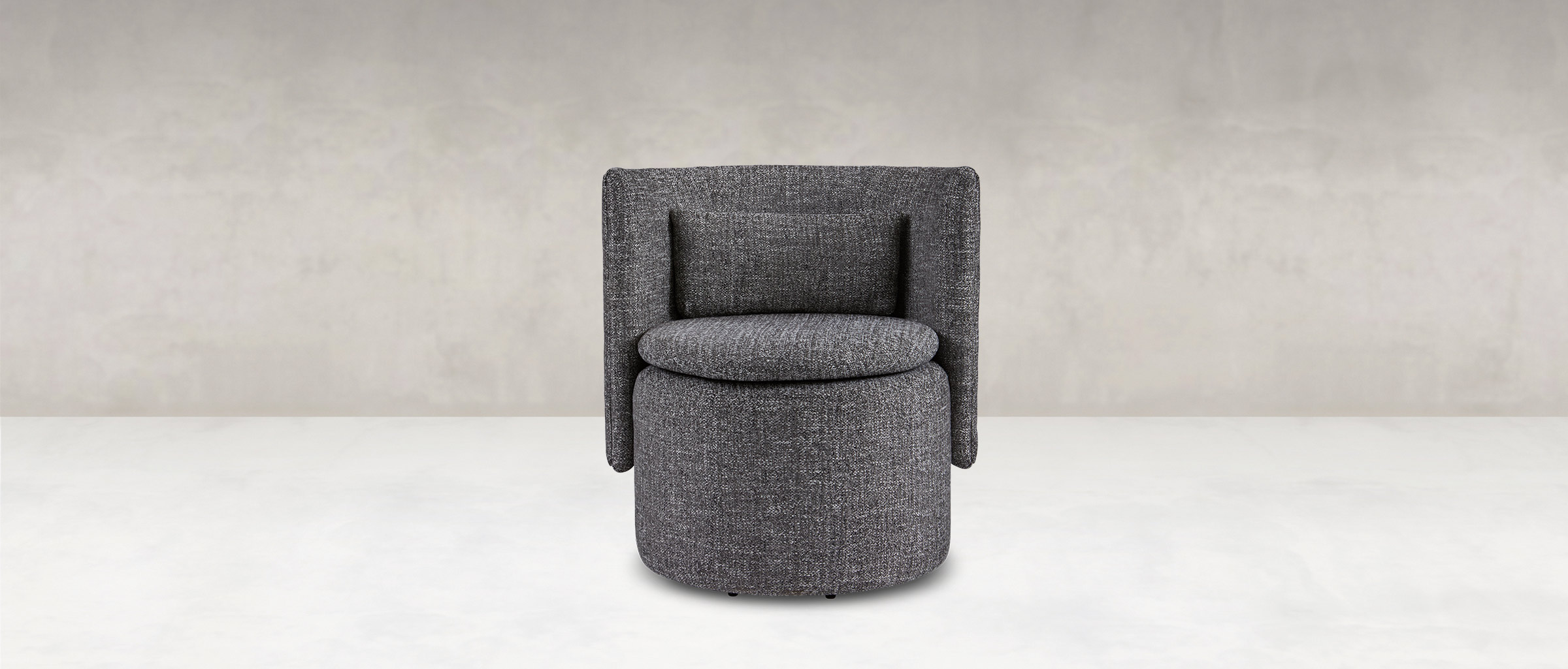 THE BUTTERCUP SWIVEL CHAIR
