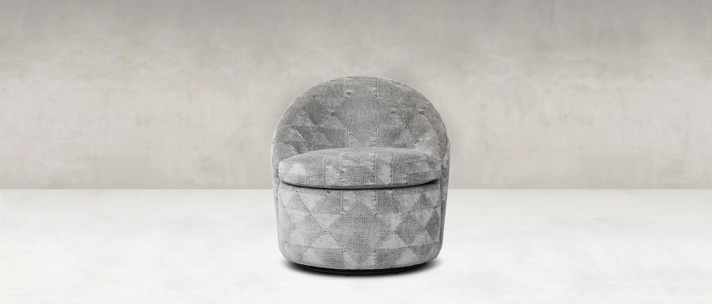 THE TWIST SWIVEL CHAIR