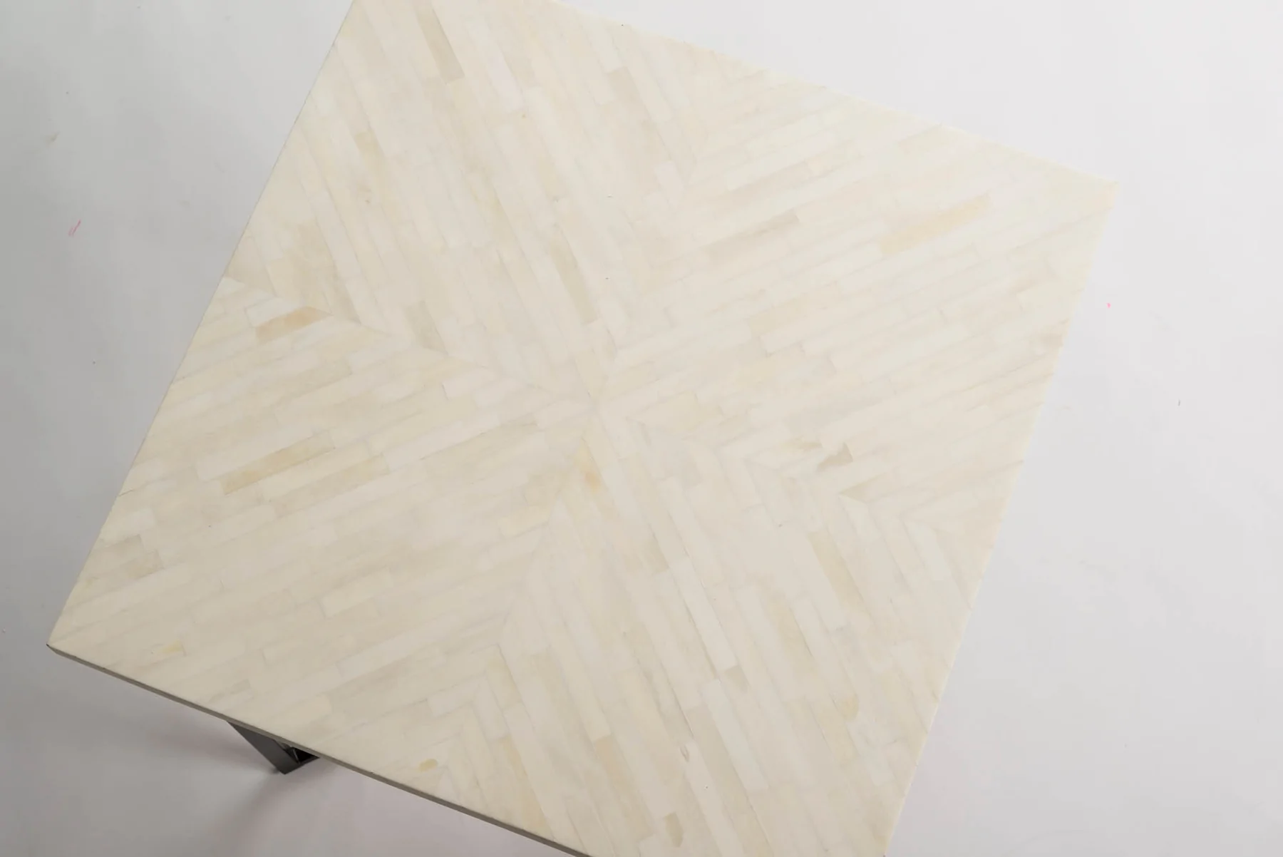 5TH AVENUE COFFEE TABLE - MATTE - Image 3