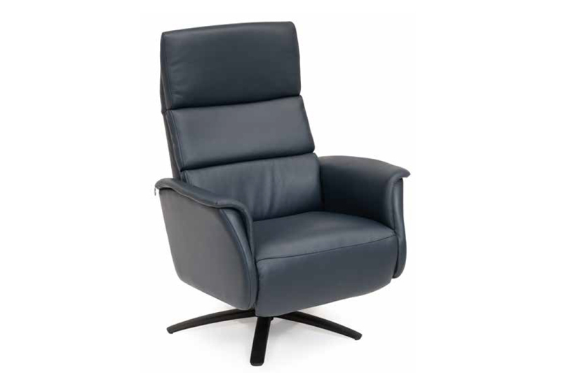 8009 Leather Recliner