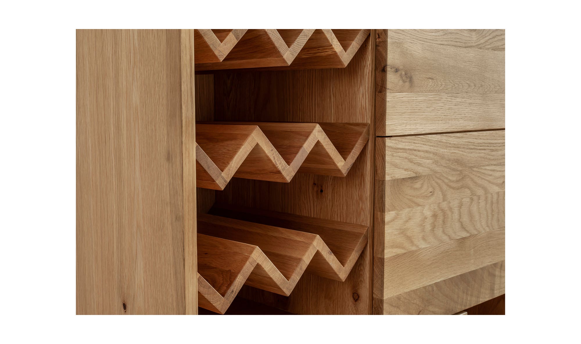 NEVADA BAR CABINET - Image 9