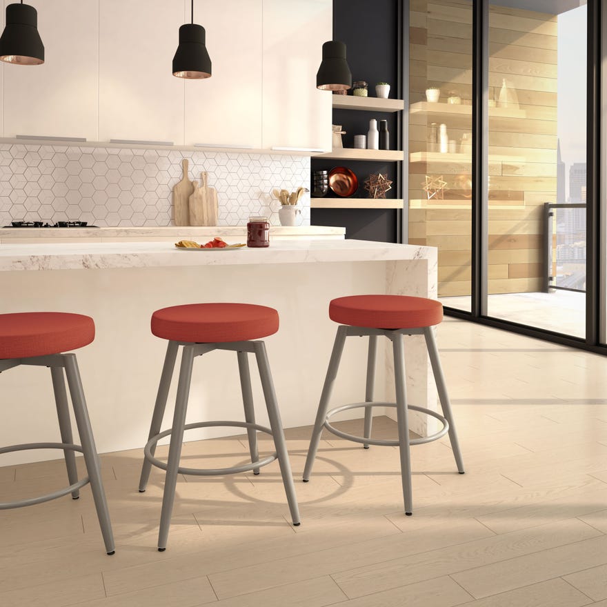 Nox Swivel stool - Image 2